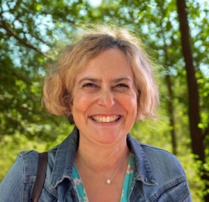 Célia Bastian, psychologue du travail et formatrice au management intergénérationnel